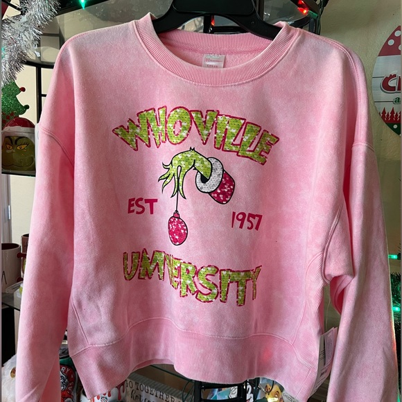 Sweaters - Whoville pink sweater! A size large, gorgeous crop sweater!!